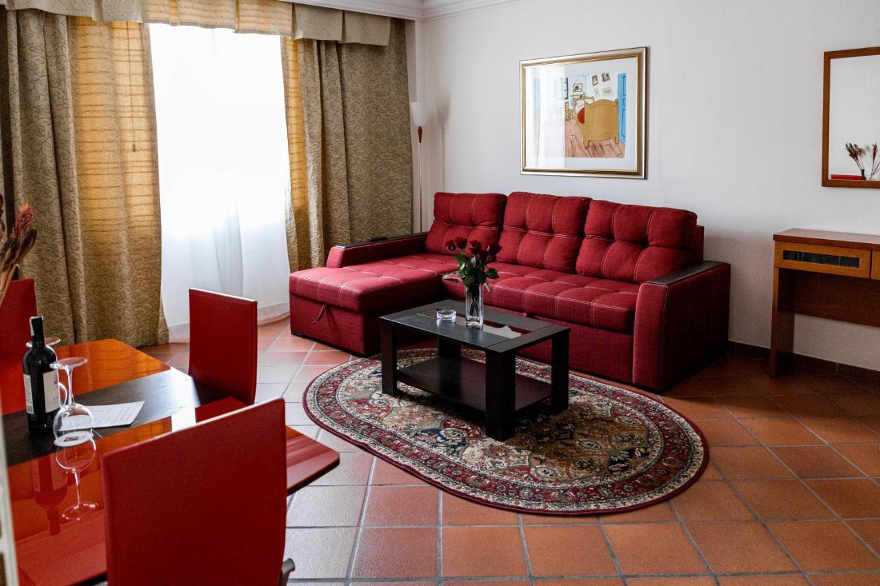Hotel Pushkin Uralsk Dış mekan fotoğraf