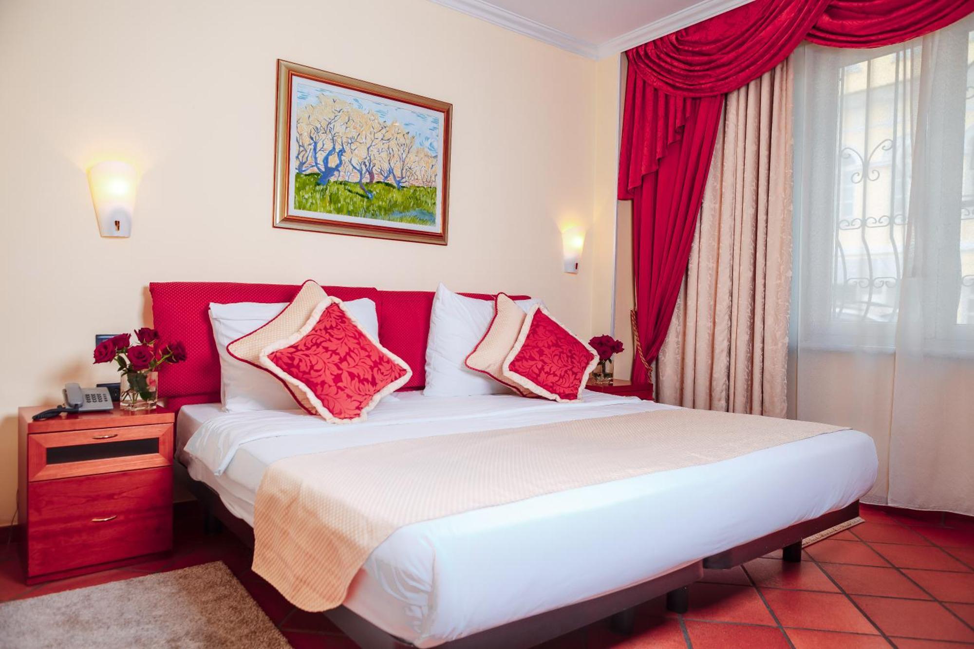 Hotel Pushkin Uralsk Dış mekan fotoğraf