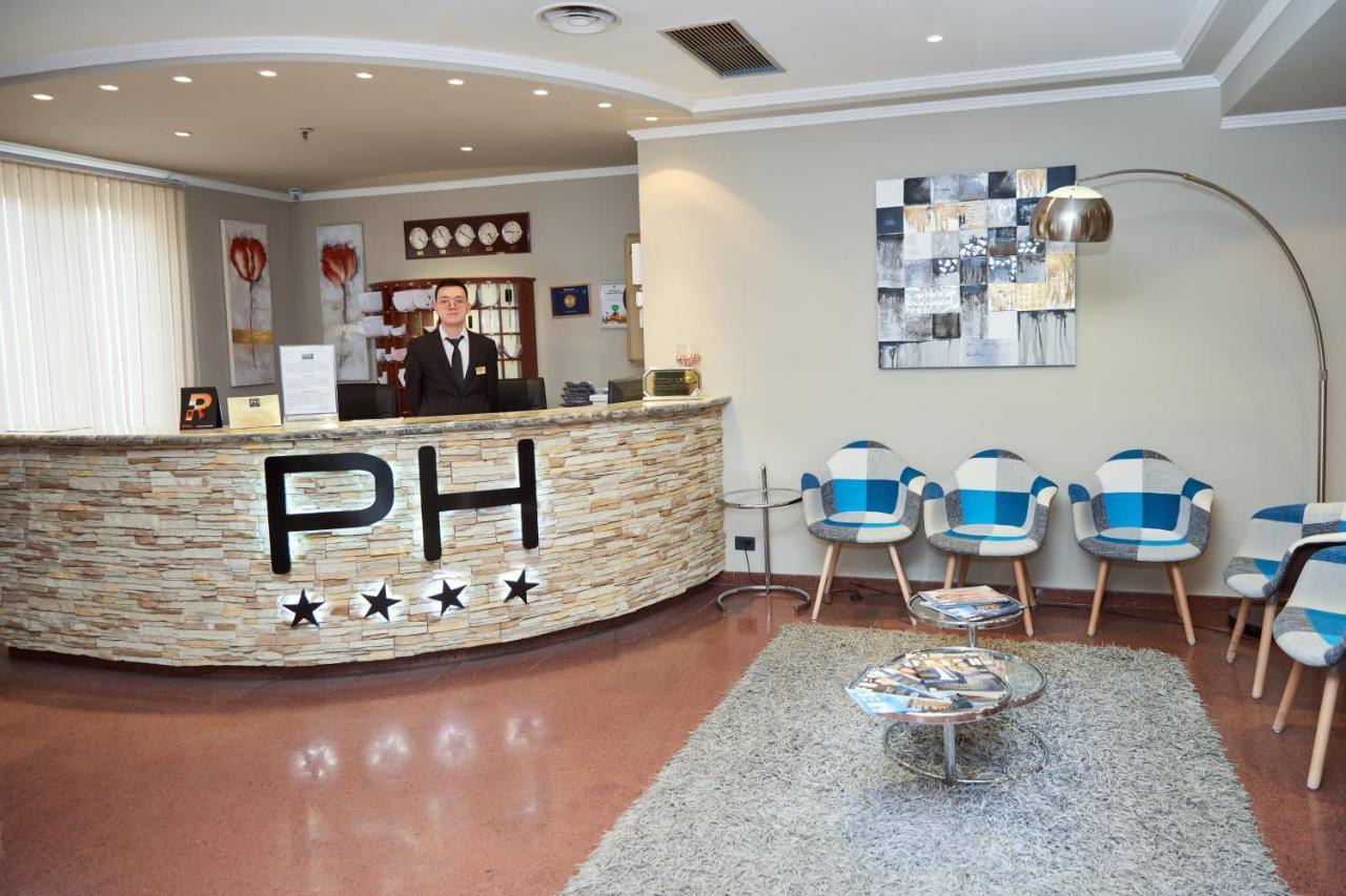 Hotel Pushkin Uralsk Dış mekan fotoğraf
